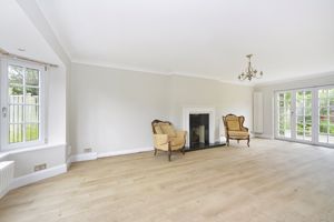 Photo 13- click for photo gallery